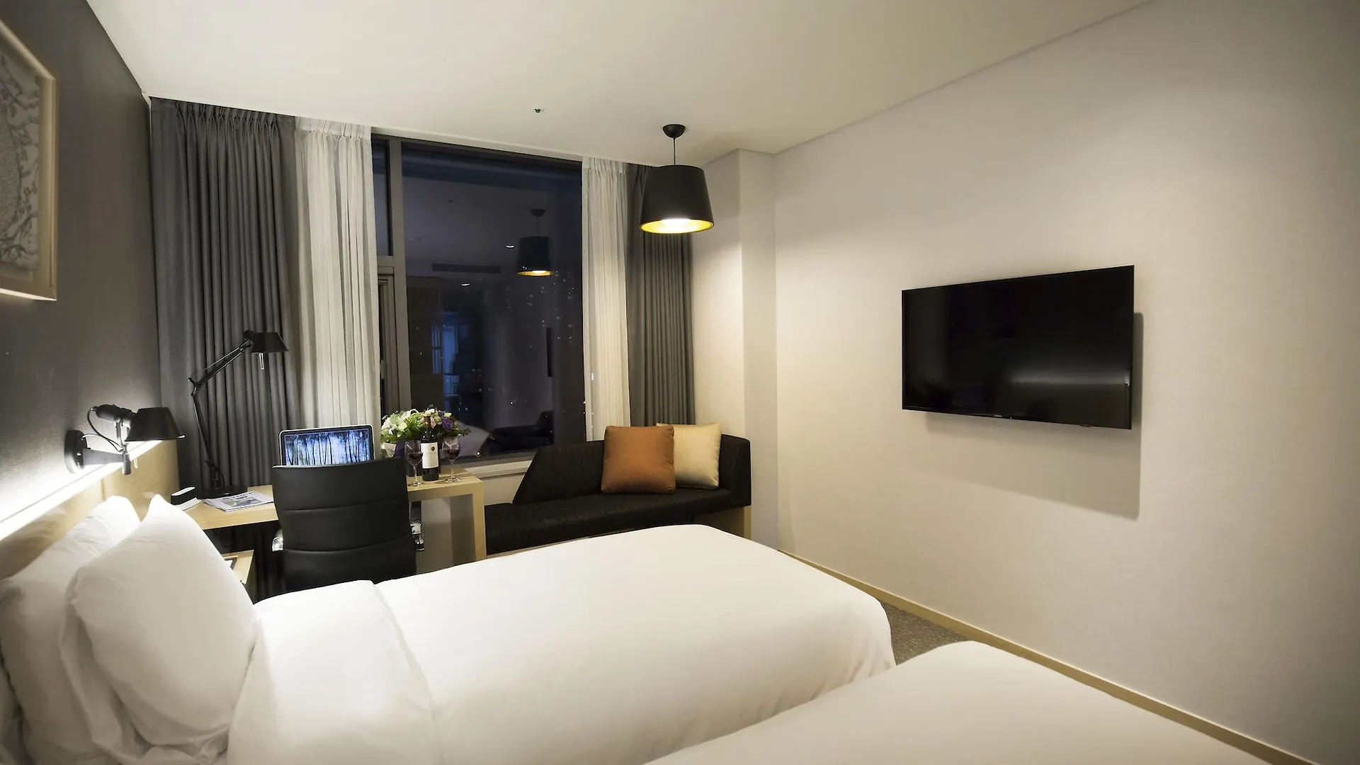 Arirang Hill Hotel Dongdaemun Seul 4*,
